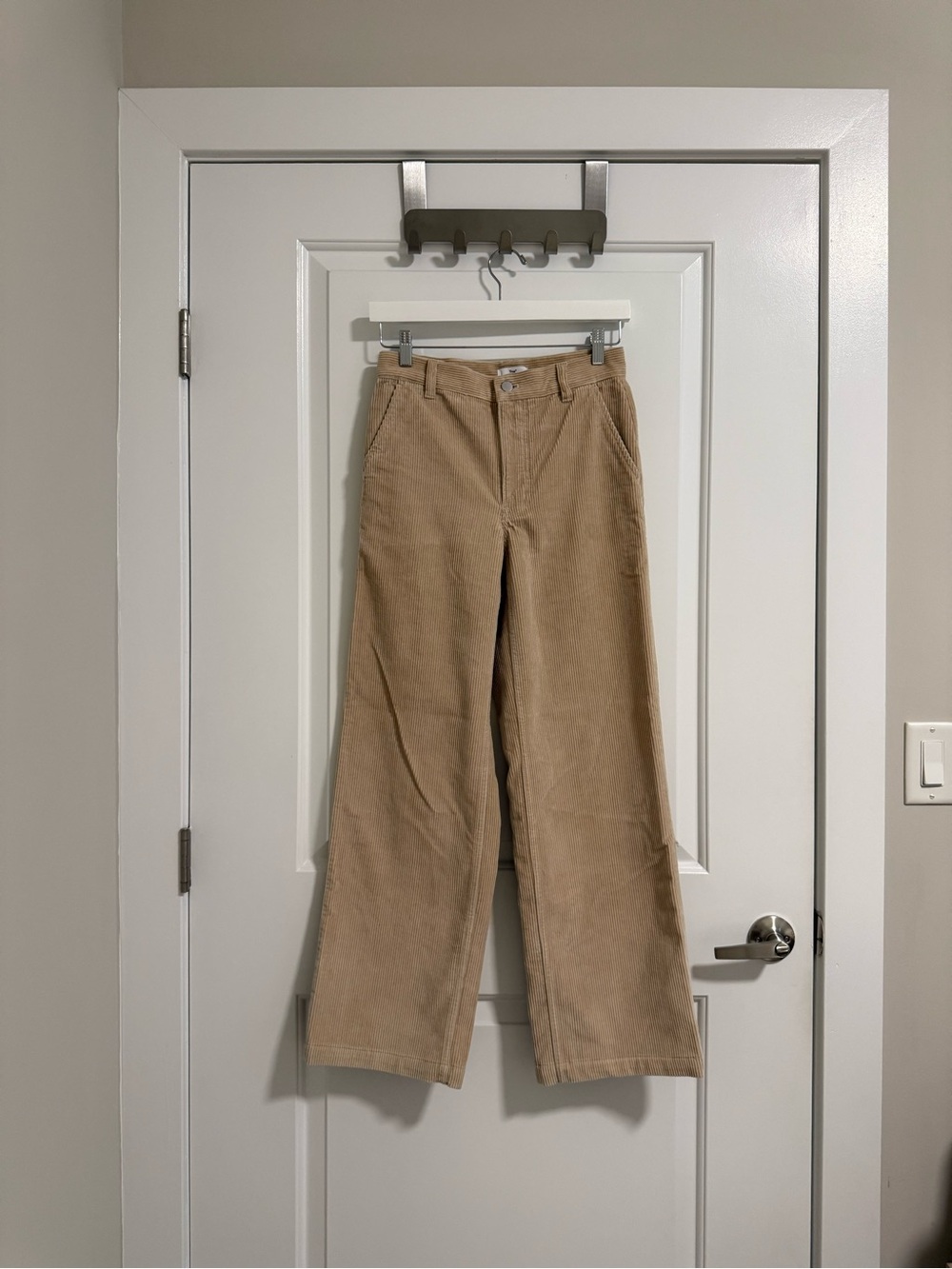 Aritzia TNA Ripcord Corduroy Pants